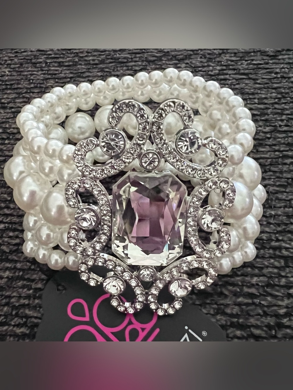Paparazzi White Pearl Bracelet with Purple Crystal Center